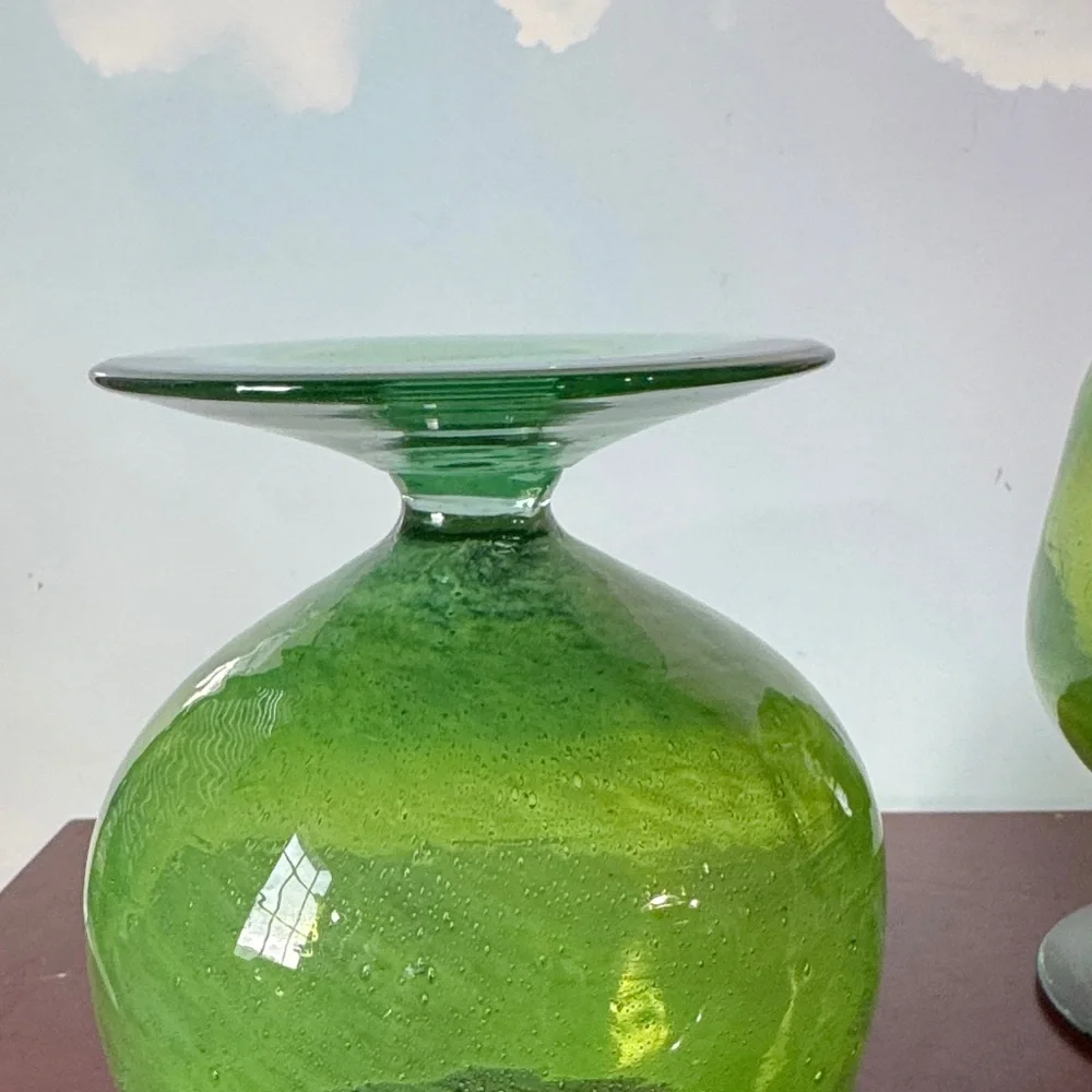 N/A elegant green